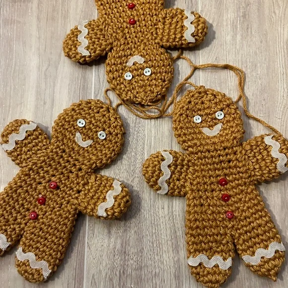 2 Gingerbread - Picture 1 of 1